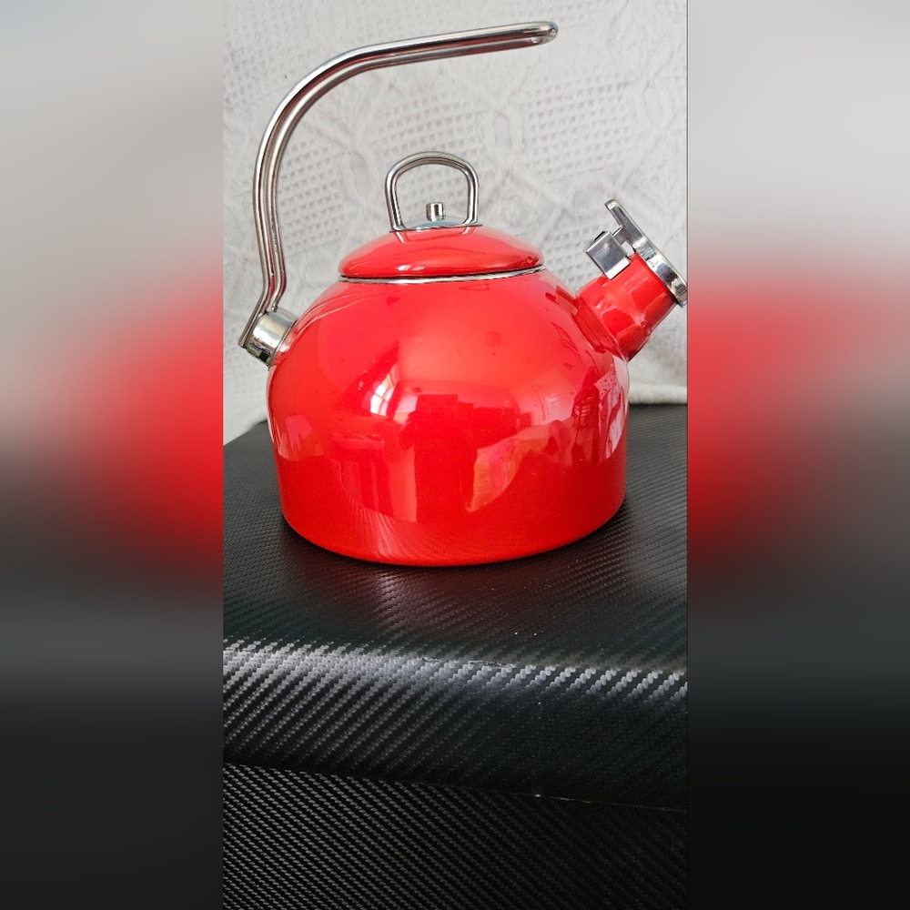 Martha Stewart Collection Tea Kettle 2.5  Quart- M107